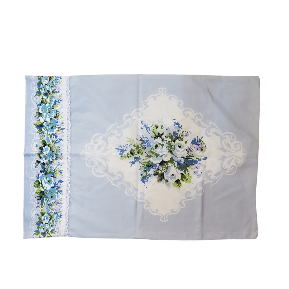 Vintage Cannon Royal Family 70s Blue Rose Floral Standard Pillowcase Eyelet Trim - Picture 2 of 5